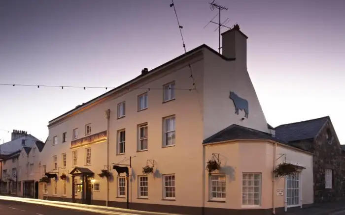 The Bull, Beaumaris