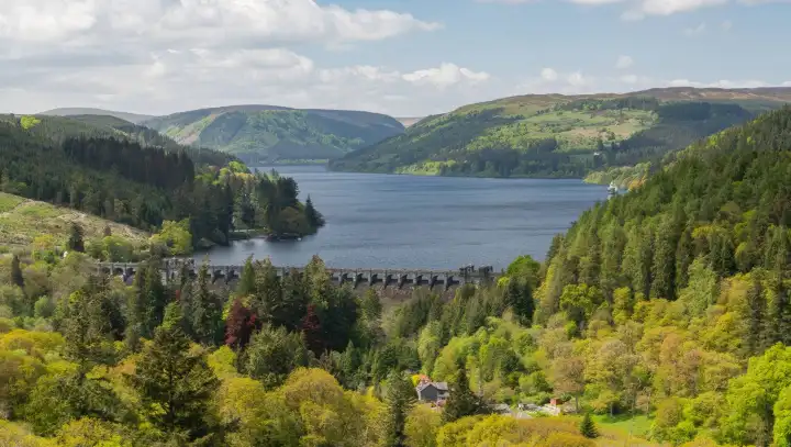 Dee Valley