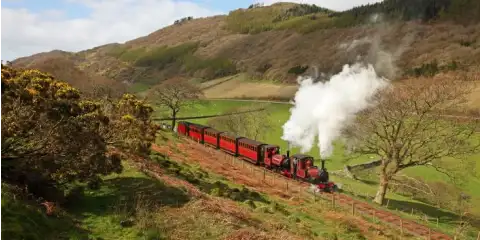 Steam engine train at Tal y Llyn