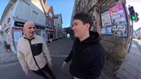John meets Xioma